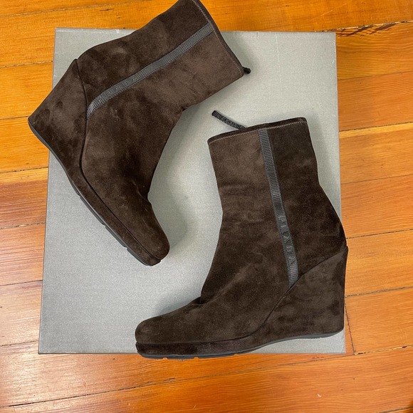 Authentic Prada Linea Rossa Brown Suede Wedge Boots with Box - Picture 2 of 8